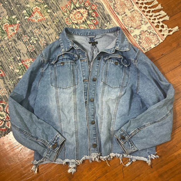 Kroix factory distressed raw frayed denim jacket - Picture 2 of 6